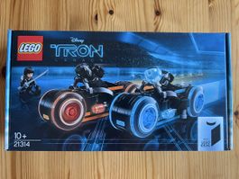 LEGO Ideas Tron Legacy 21314