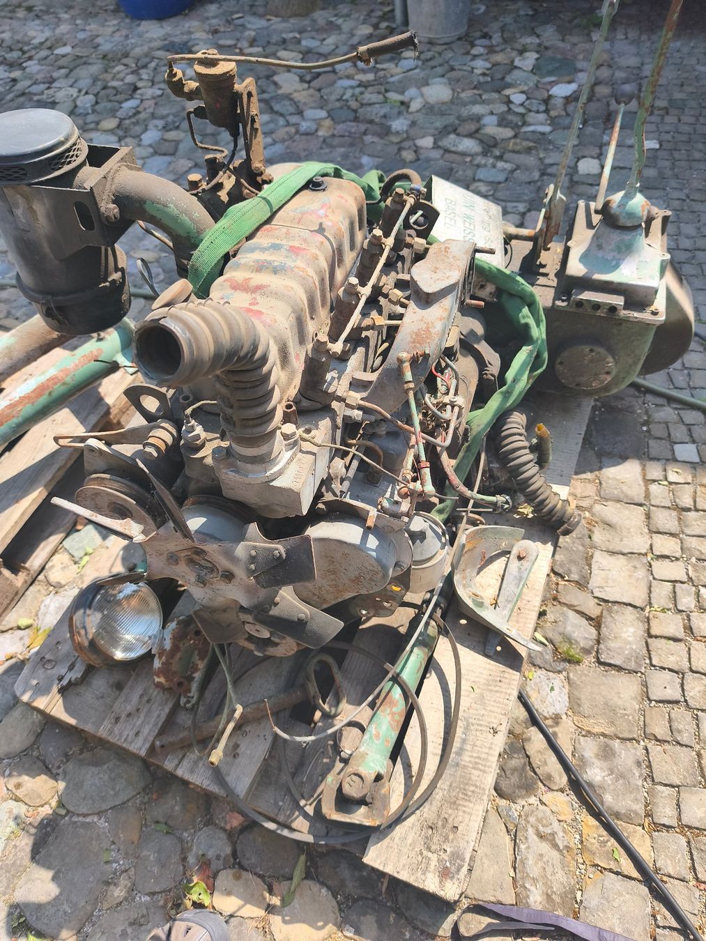 Perkins Motori: Perkins Diesel 4.108 oder 4.107 ? – Usato da Winterthur venduto da Fauf