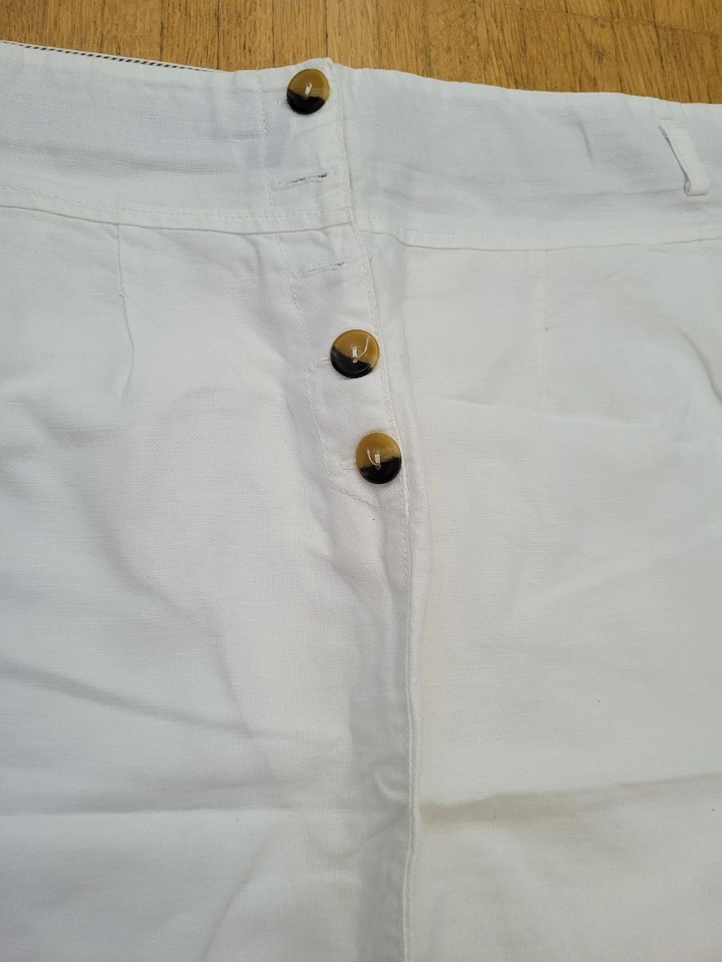 Gonne: 65. Jupe blanche Edeis-  taille inconnues – Usato da Villars-sur-Glâne venduto da m66_dch5 3