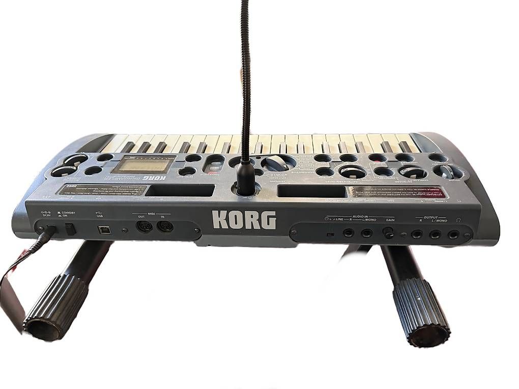 Korg Strumenti musicali: KORG microSAMPLER Sampling Keyboard + Mikrofon – Usato da Bern venduto da Lenijupiter 2
