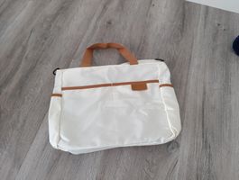 geräumige Tasche für den Alltag