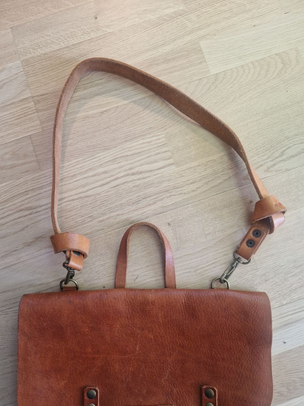 Borse: Sacoche Awake en cuir beige – Usato da Denges venduto da elo_2zgb 1