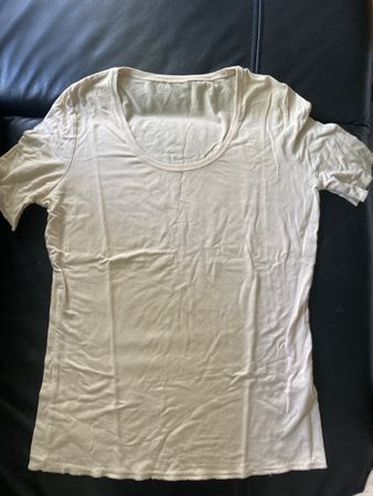 T-shirt beige clair, taille 36solde🤩🔥💥⚡️✨🔥🔥🔥🔥