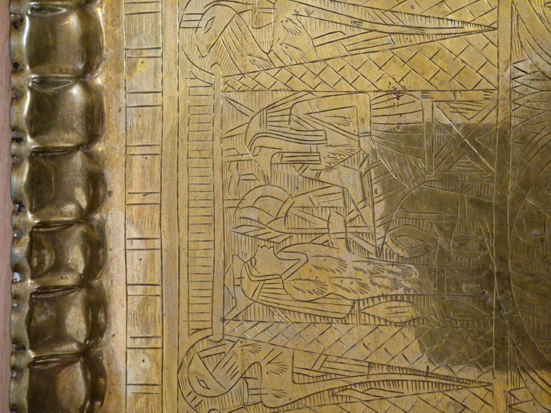 Piatti di portata: Vintage Tablett mit Ägyptischem Dekor, Rechteckig, Metall – Usato da Zürich venduto da Allerlei_Shop 2