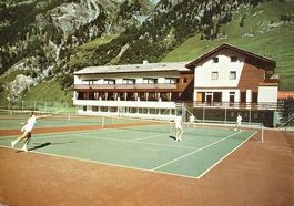 BAD VALS Sporthotel Rovanada - Tennis
