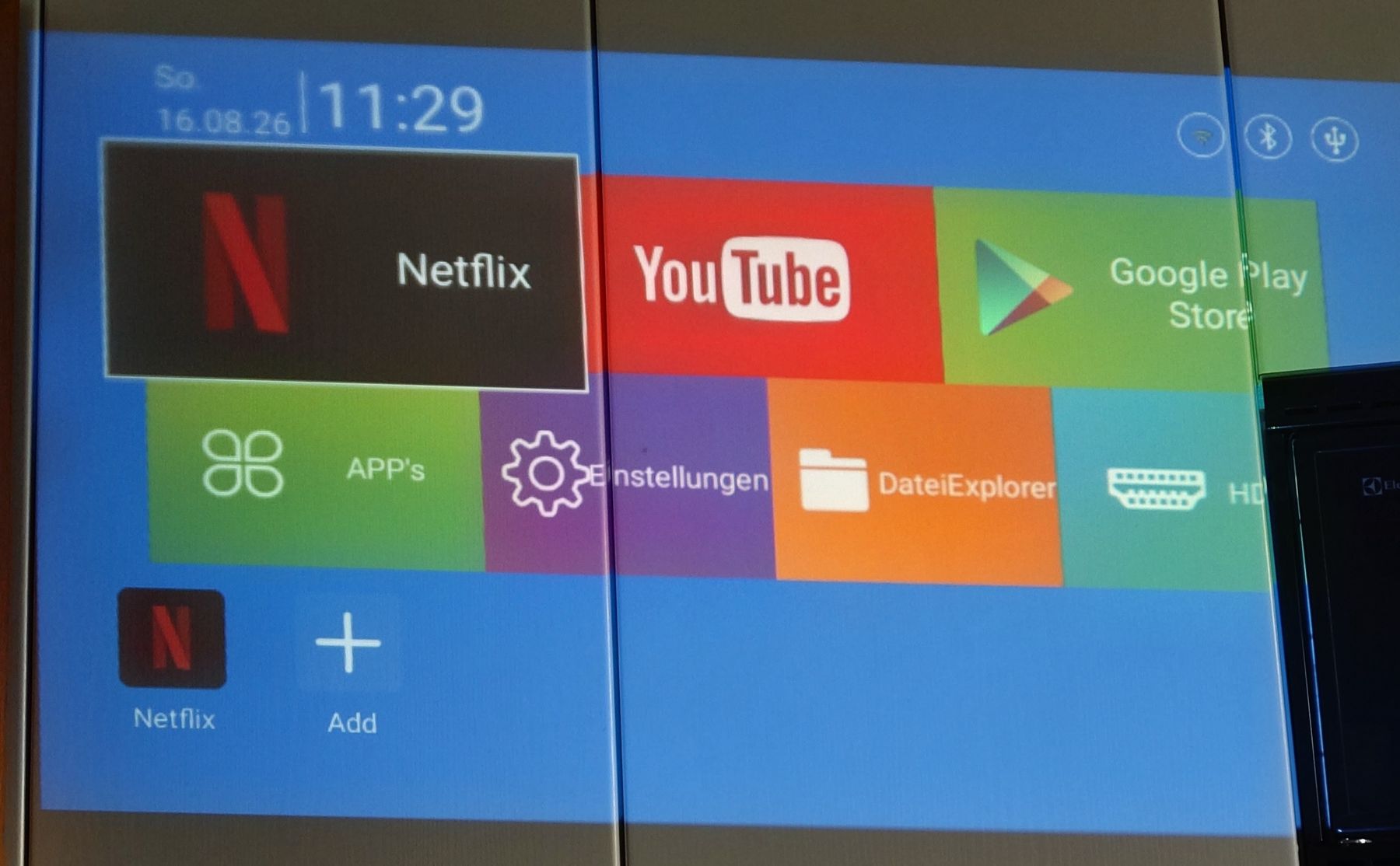 Proiettori: Android Beamer mit Netflix & Youtube – Nuovo e nell'imballaggio originale da Ennetmoos venduto da Faders 3