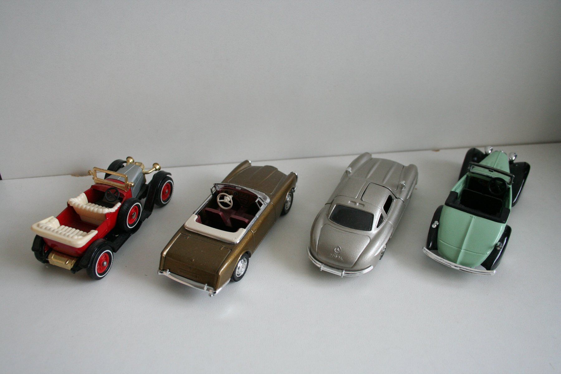 Solido Modellini d'auto: 4 Modellautos, Oldtimer, Cabriolet Solido / Lesney 1:43 – Usato da Bern venduto da ascona43 1