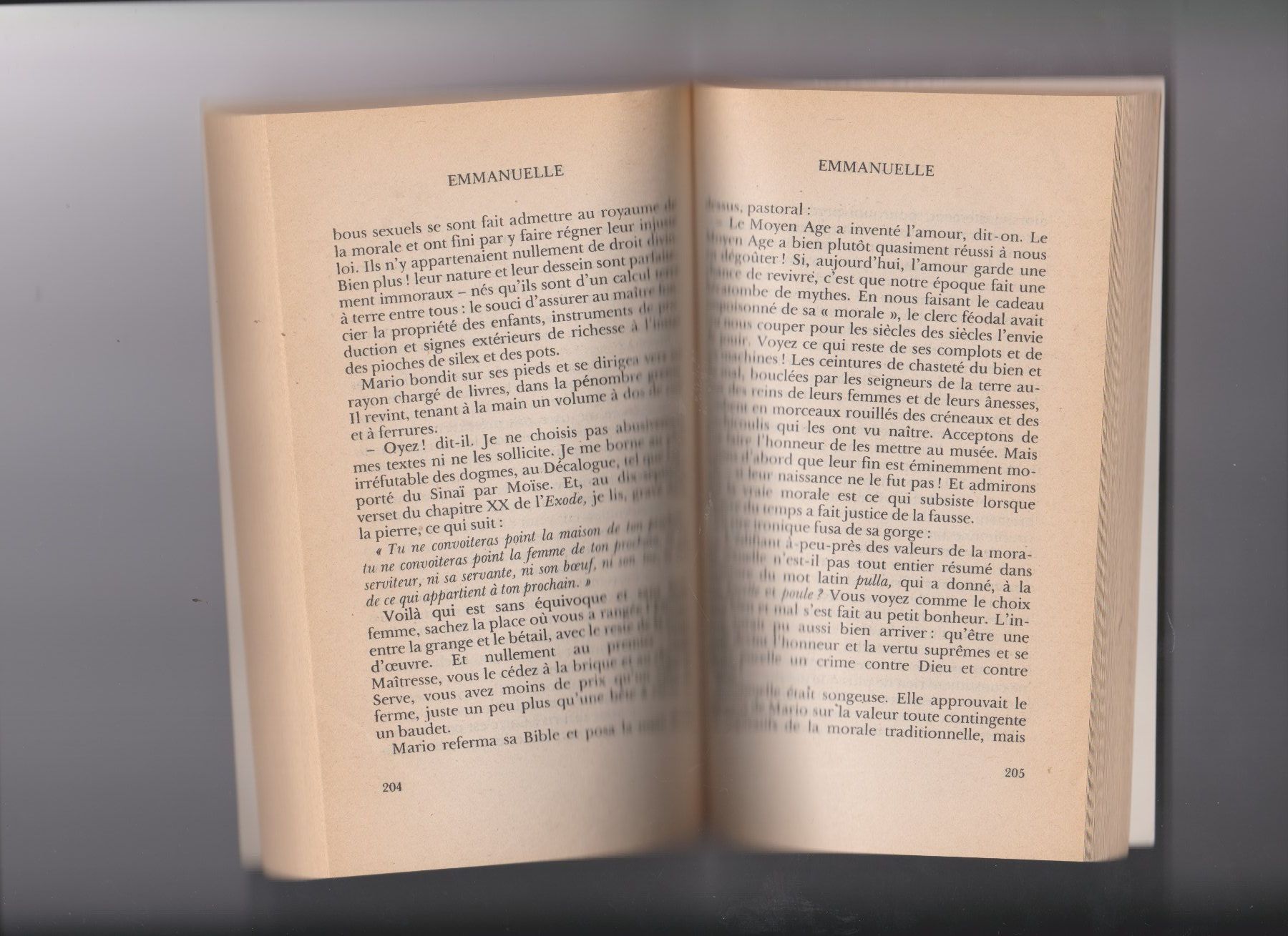 Livres: Livre poche "Emmanuelle" érotisme.... – D'occasion à Bex par Canouille 2