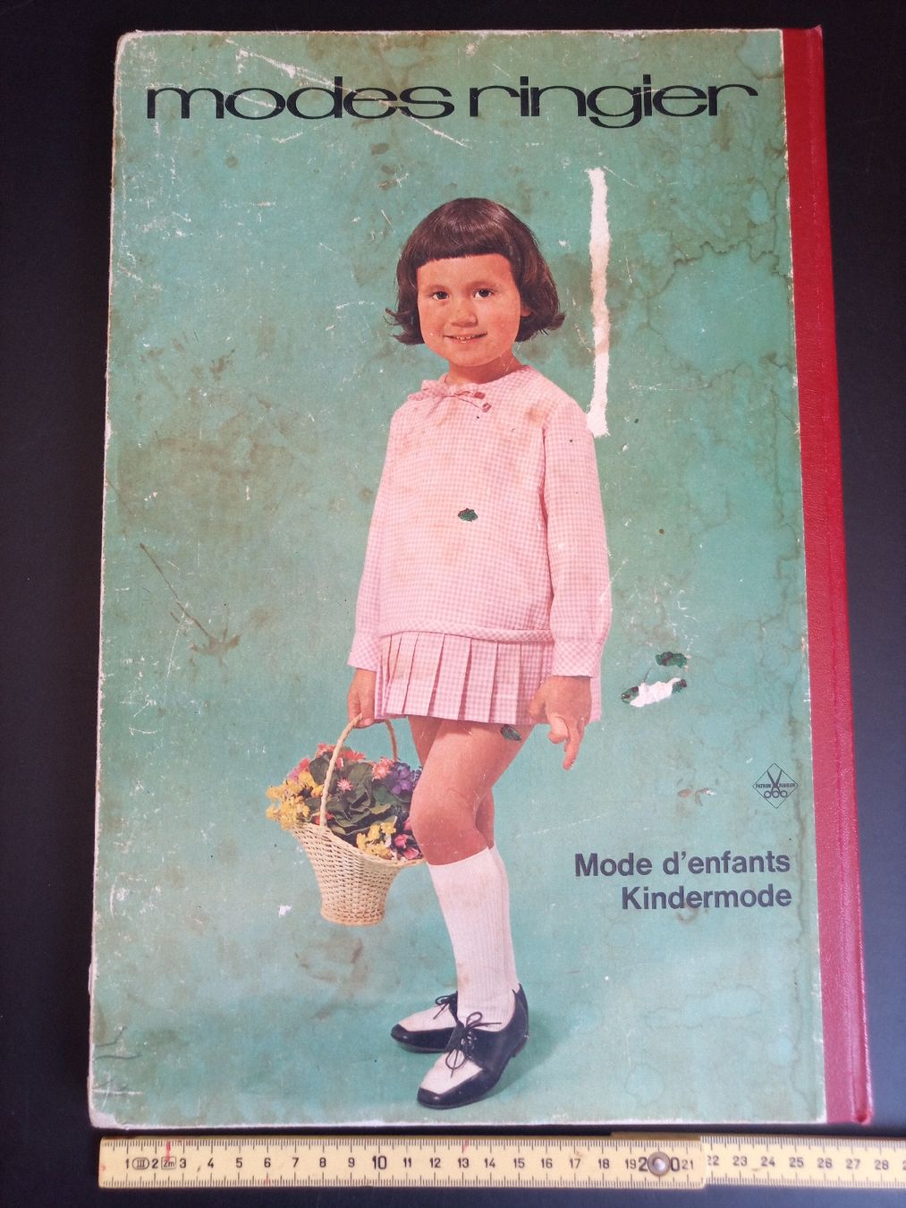 Libri: Vintage Modes Ringer Kindermode Schnittmusterbuch 60er – Usato da Reiden venduto da Zofi-Brocki 1