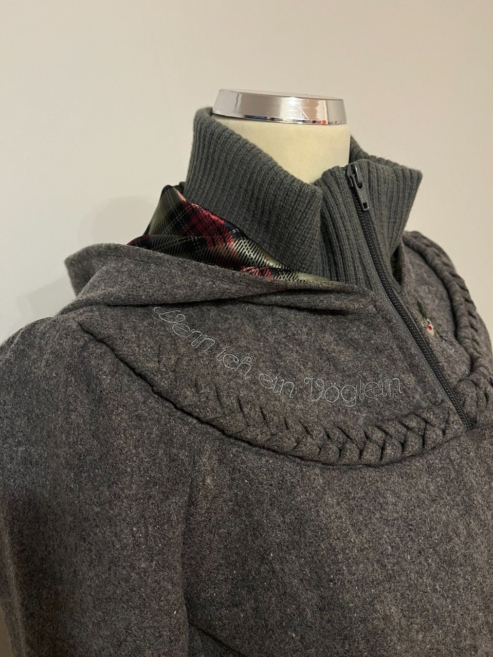 Giacche: Winterjacke / Wolle / Grau / S / Blutsgeschwister – Usato da Maienfeld venduto da 2nd-Hand-Parts 1