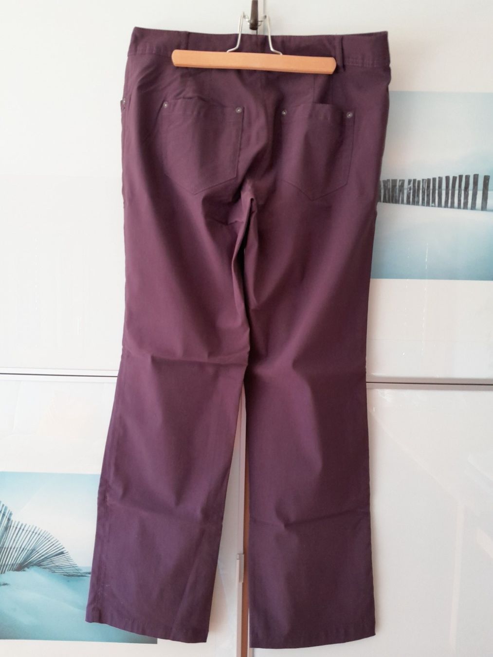 Pantaloni: Pantalon aubergine neuf L – Nuovo (secondo la descrizione) da Charmey (Gruyère) venduto da Laulau.sansan 1