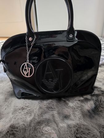 Armani Jeans Damen Tasche!Lackleder  Schwarz! Wie Neu!