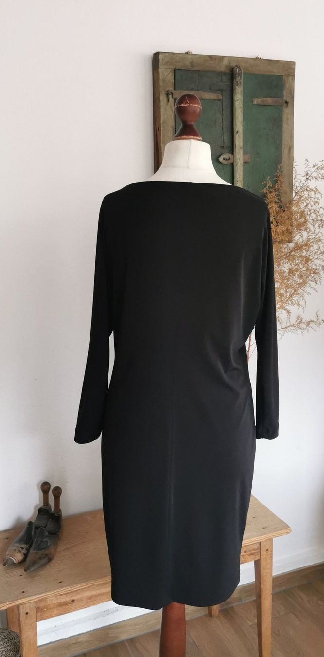 Robes: Rinascimento elegantes Kleid Gr. M – D'occasion à gachnang par tibus1 1