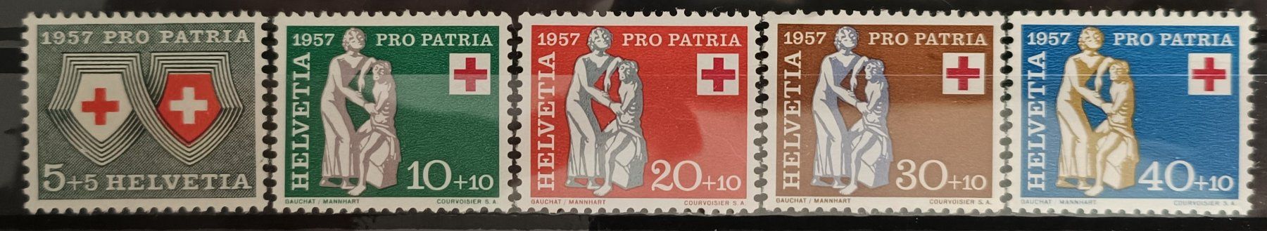Tutti i francobolli: 1957 Pro Patria Satz postfrisch** – Usato da Dübendorf venduto da goeggi79