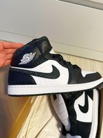 Air Jordan 1 Mid SE Grösse 45 Schwarz Weiss neu