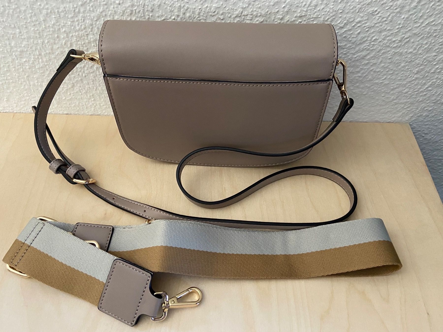 Borse da donna: Seidenfelt Umhängetasche – Nuovo (secondo la descrizione) da Muttenz venduto da bargain_hunter 3