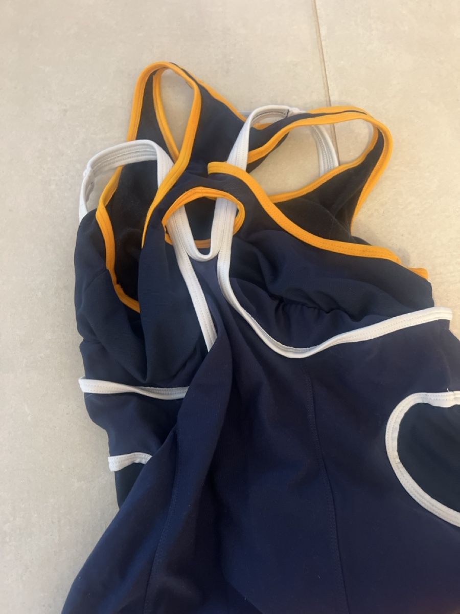 Nike Kleiderpakete: Tennis Set von Nike, Grösse S – Gebraucht aus Schönenberg ZH von Bosh 2