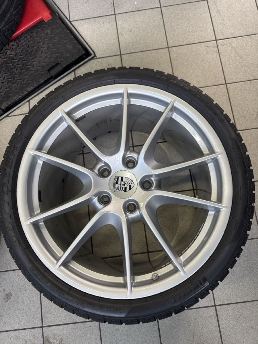 Pneus & Kompletträder: Porsche 911 Winterkompletträder – Gebraucht aus Oftringen von lar_569b 2