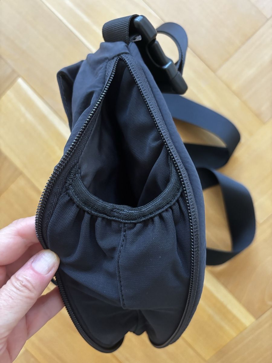 Lululemon Borse: Tasche von Lululemon – Usato da Zürich venduto da LuluK88 3