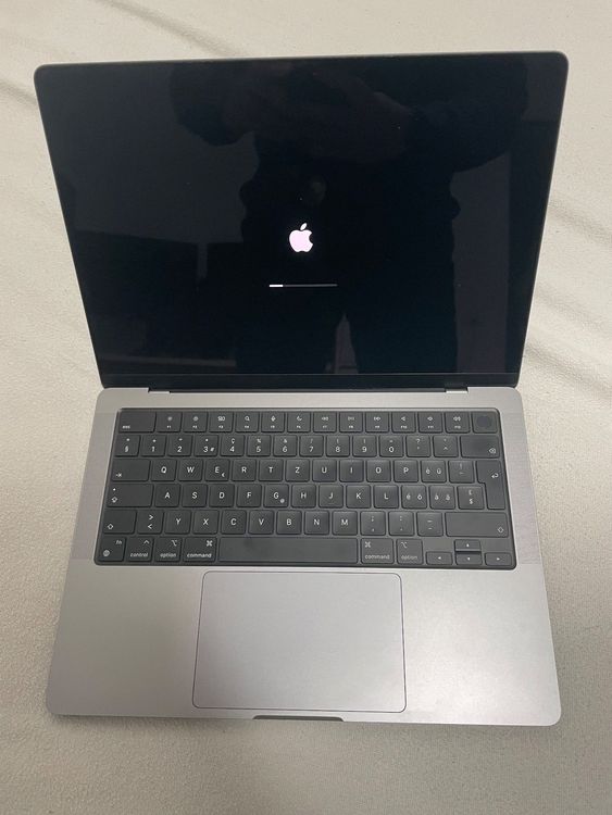 neues MacBook Pro 14 Zoll M1 Pro mit fast 2 Jahren Garantie | Kaufen ...