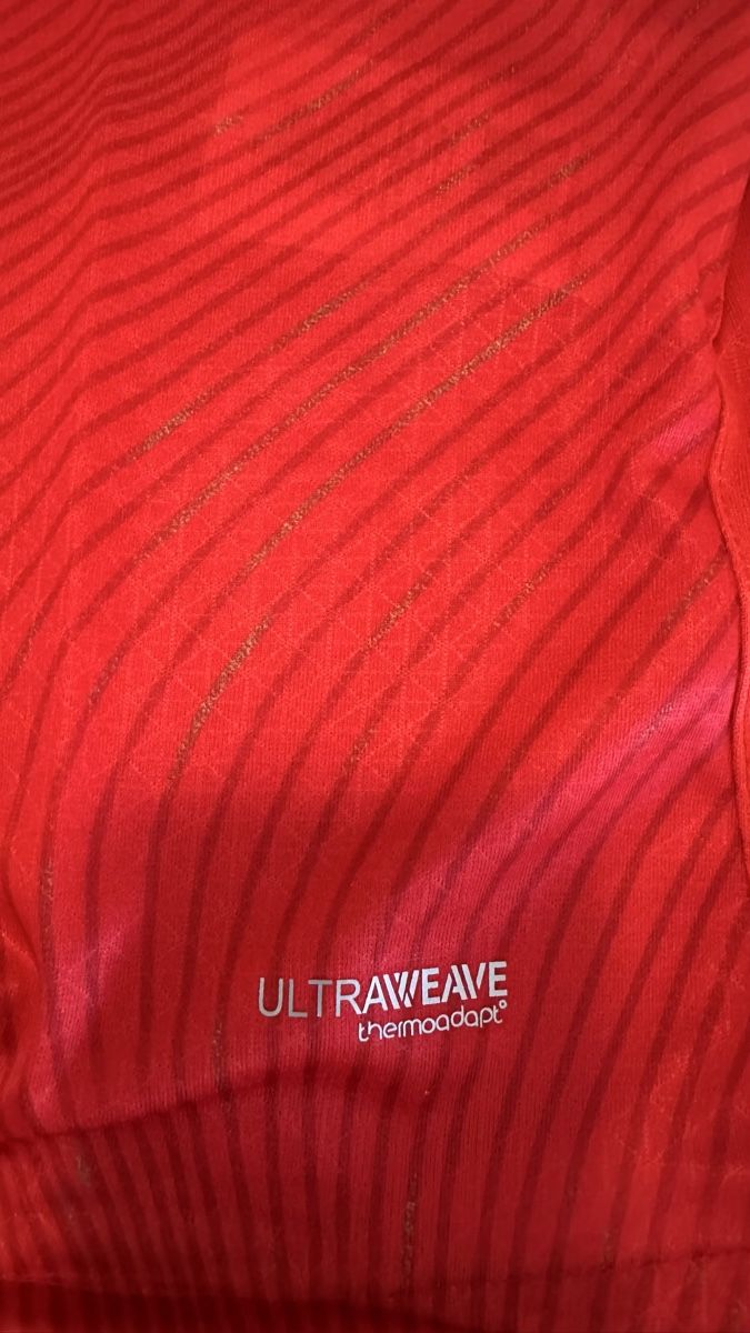 Puma Canottiere & Pantaloni: Switzerland Jersey World Cup 2026 – Nuovo e nell'imballaggio originale da Oberrieden venduto da jon_5cl2 4