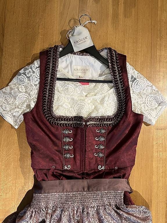 Robes: Oktoberfest Dirndl – Neuf avec emballage d'origine à Gstaad par patrickx6 3