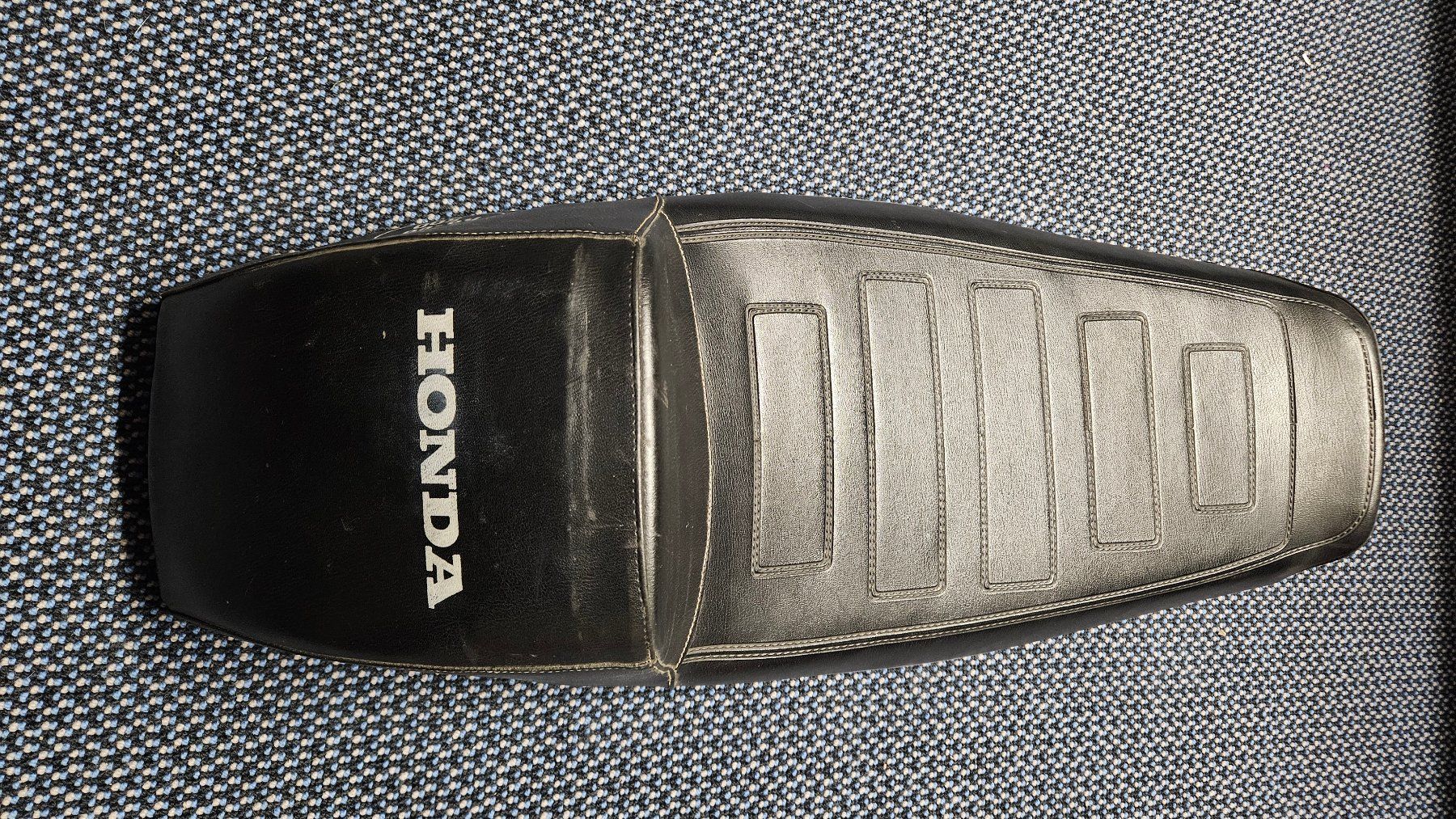 Toutes les pièces détachées moto: Sitzbank Honda cb 500 four – D'occasion à Embrach par Lingmau 2