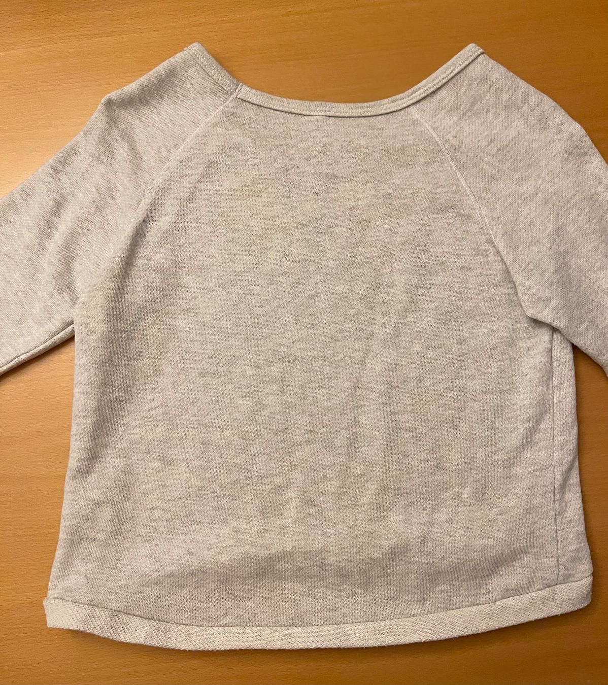 Maglioni & Felpe: Langarm Pullover grau Be Free Be Brave 122/128 – Nuovo (secondo la descrizione) da Basel venduto da Seifehuesli 3