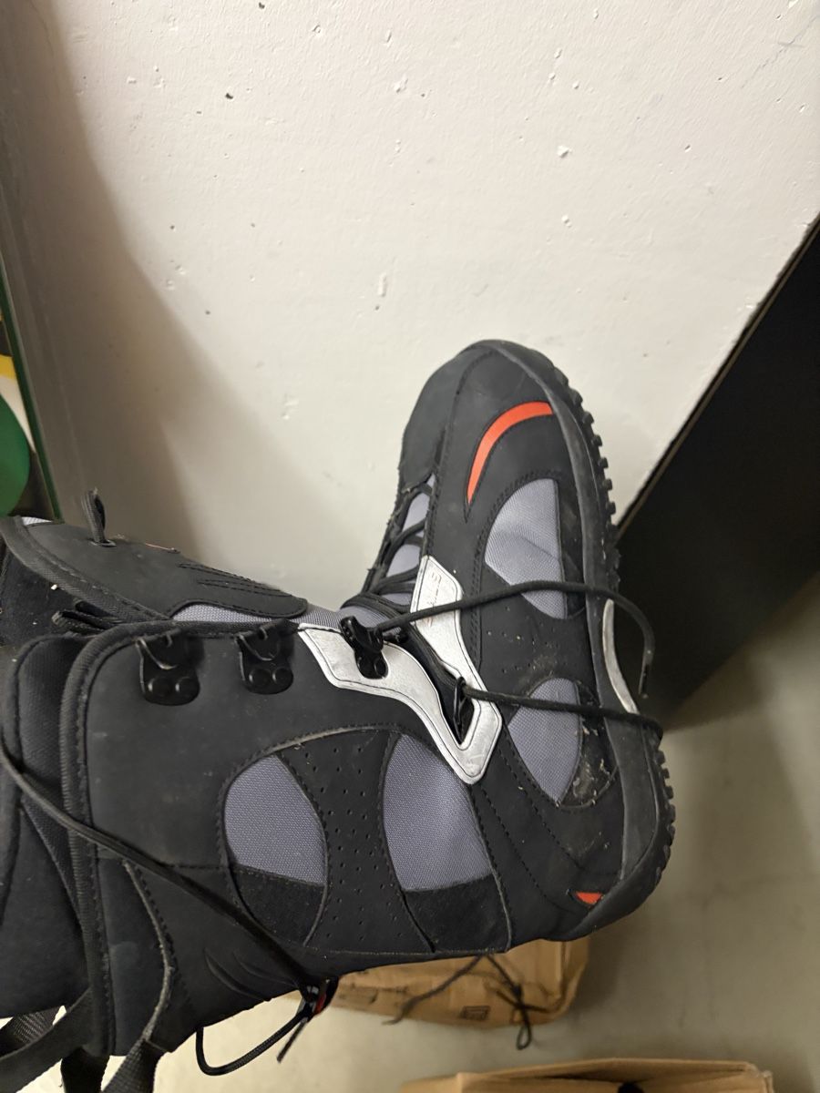Board: Snowboard Burton Custom avec chaussures  – Usato da Pully venduto da ari_78pk 6
