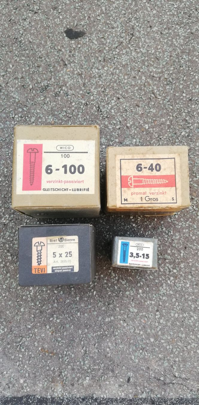 Alle Werkzeuge: 4 Packungen Schrauben ab 1Fr. – Neu (gemäss Beschreibung) aus Thun von Matthias72