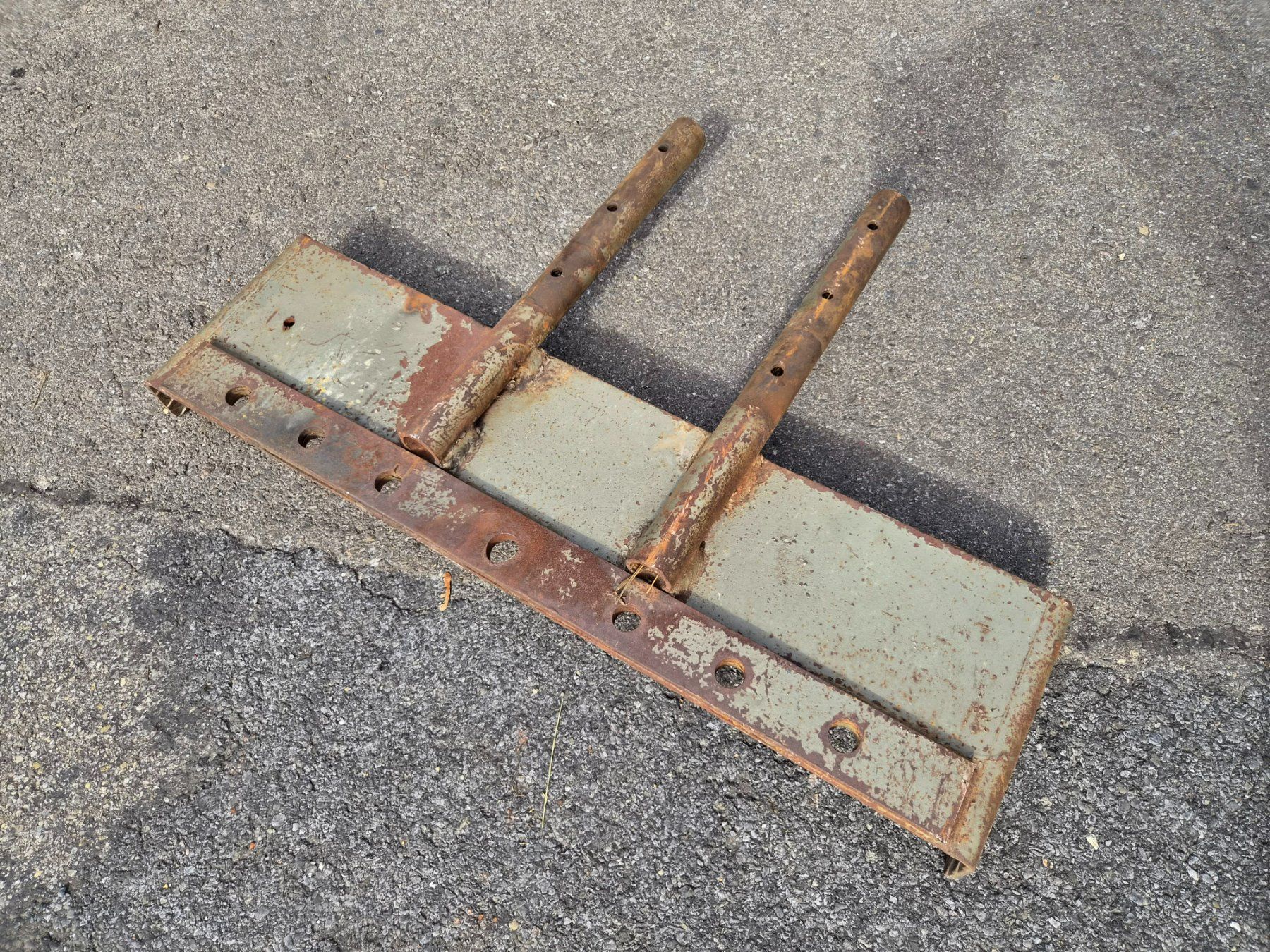 Hürlimann Trattori: Original Hürlimann Oldtimer Traktor Trittbrett – Usato da Dürnten venduto da Bachtel84 6
