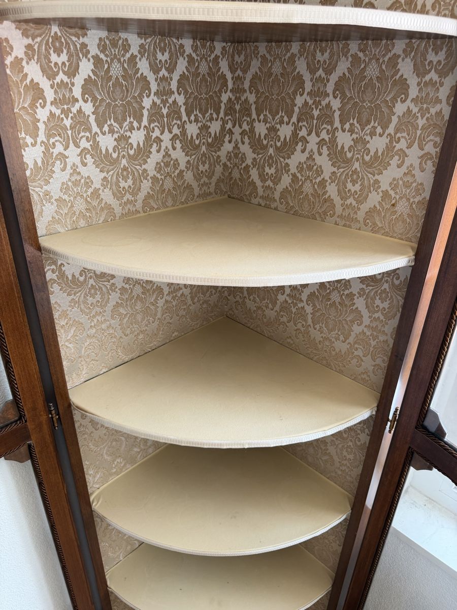 Vitrines: schöne Eckvitrine Holz Vintage – D'occasion à Konolfingen par petzipetz 3