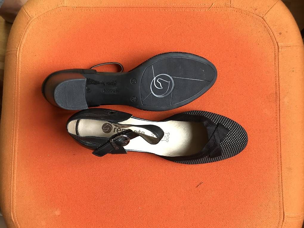 Damenschuhe: Remonte Riemchenpumps Gr. 40 – Gebraucht aus Arlesheim von sonpia 2