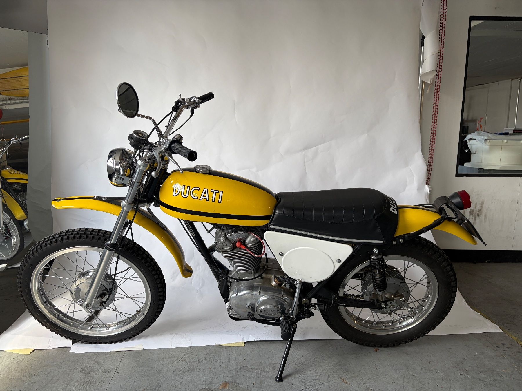 Ducati Enduro: Ducati RT 450 - Seltener Klassiker mit Veteran – Usato da Zürich venduto da brightlike 1