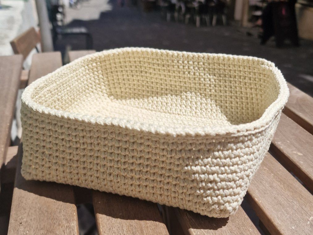 Sonstiges für Haushalt & Wohnen: Korb, gehäkelt, 20x20x8 – Neu und originalverpackt aus Rütihof von tweedy123