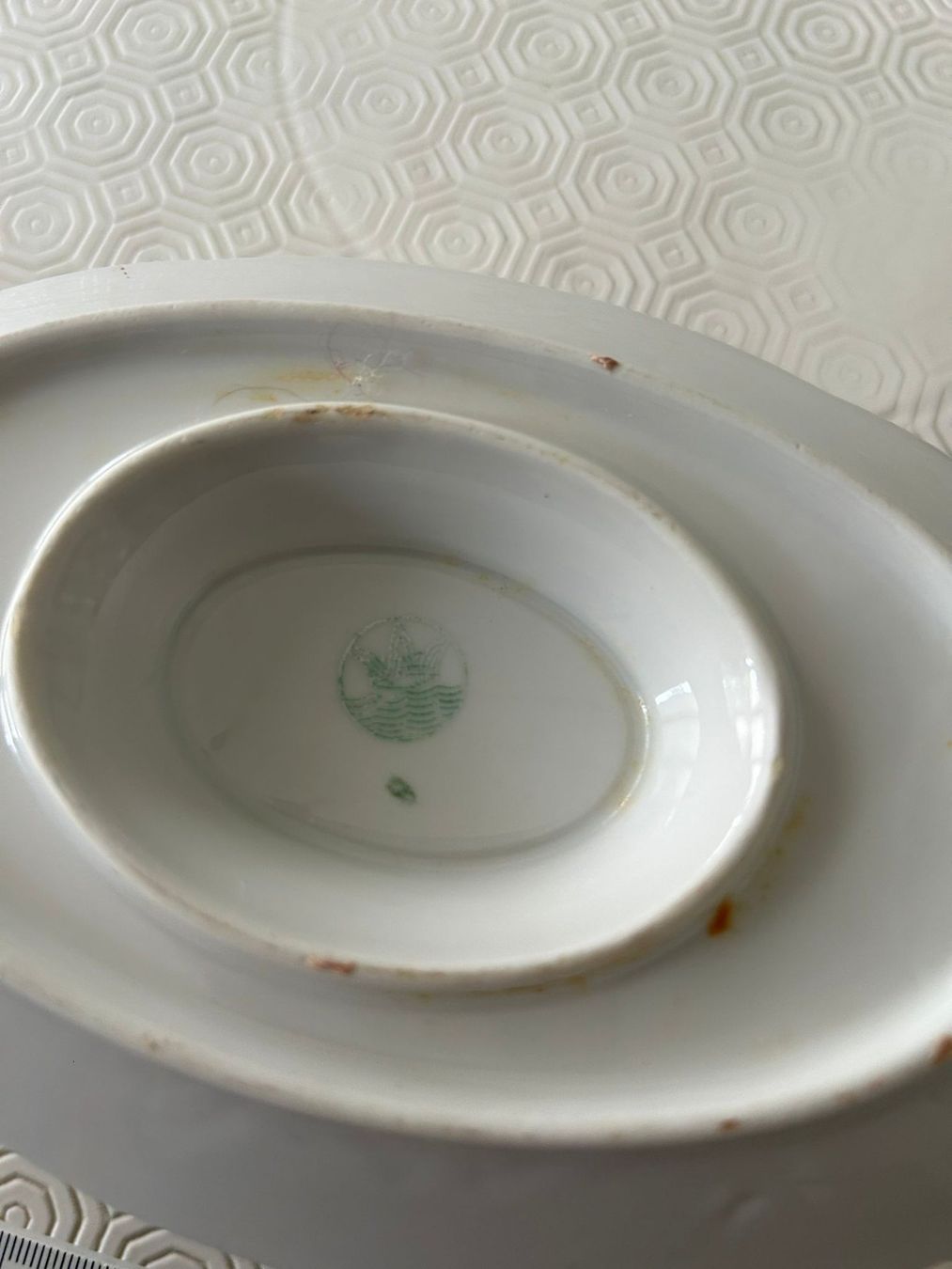 Ciotole: Salsiera bianca bordo oro – Usato da Melano venduto da H-Sara 1