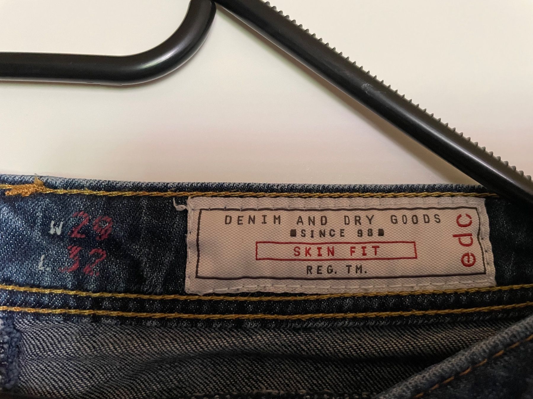 Esprit Jeans: edc skin fit Jeans Damen – Usato da Langnau am Albis venduto da Elli2013 1