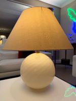1 Lampe en verre jaune doré