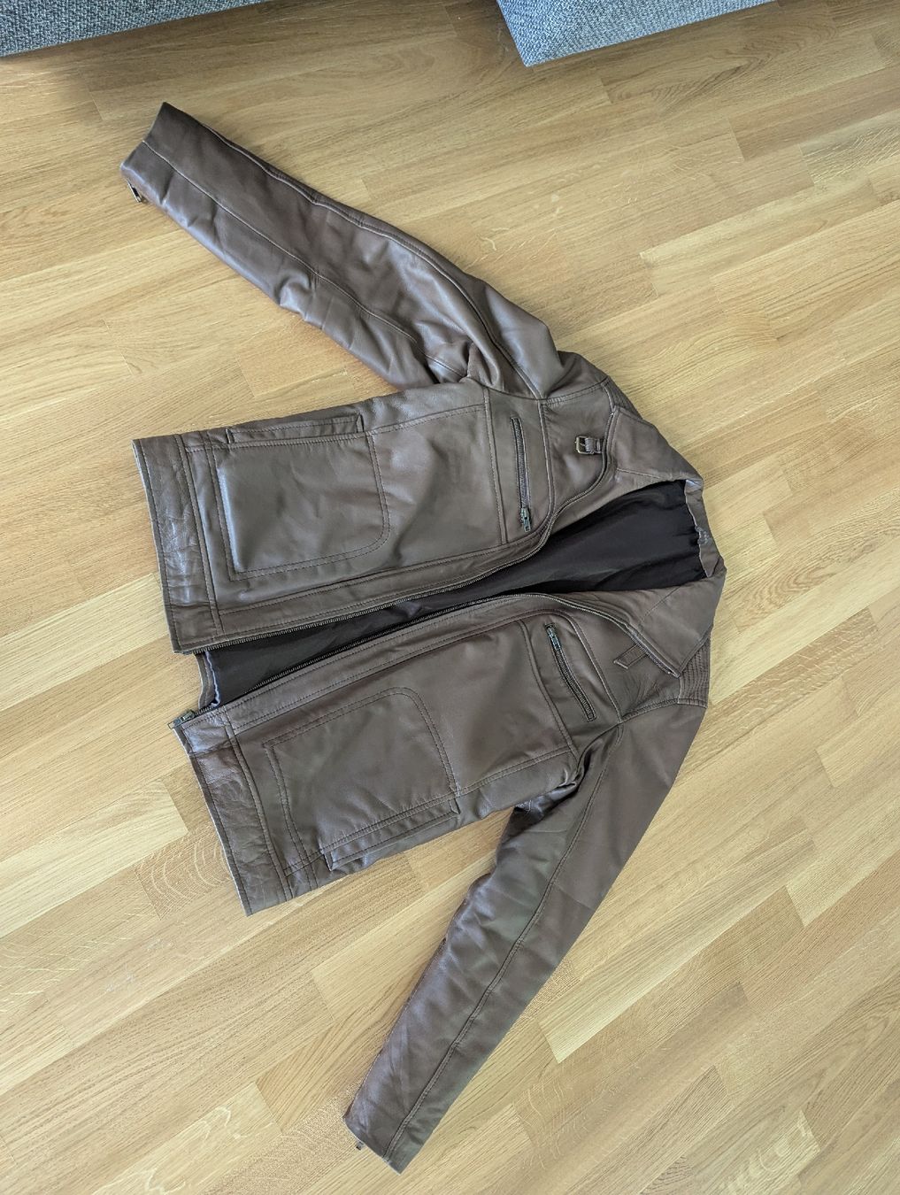 Giacche: Herren Lederjacke, top Zustand – Usato da Brunnen venduto da Kingphil 1