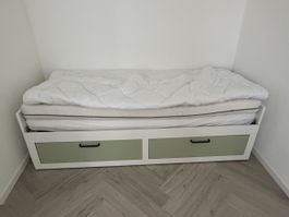 IKEA SLÄKT Bettgestell mit Ausziehbett & Schubladen (90x200