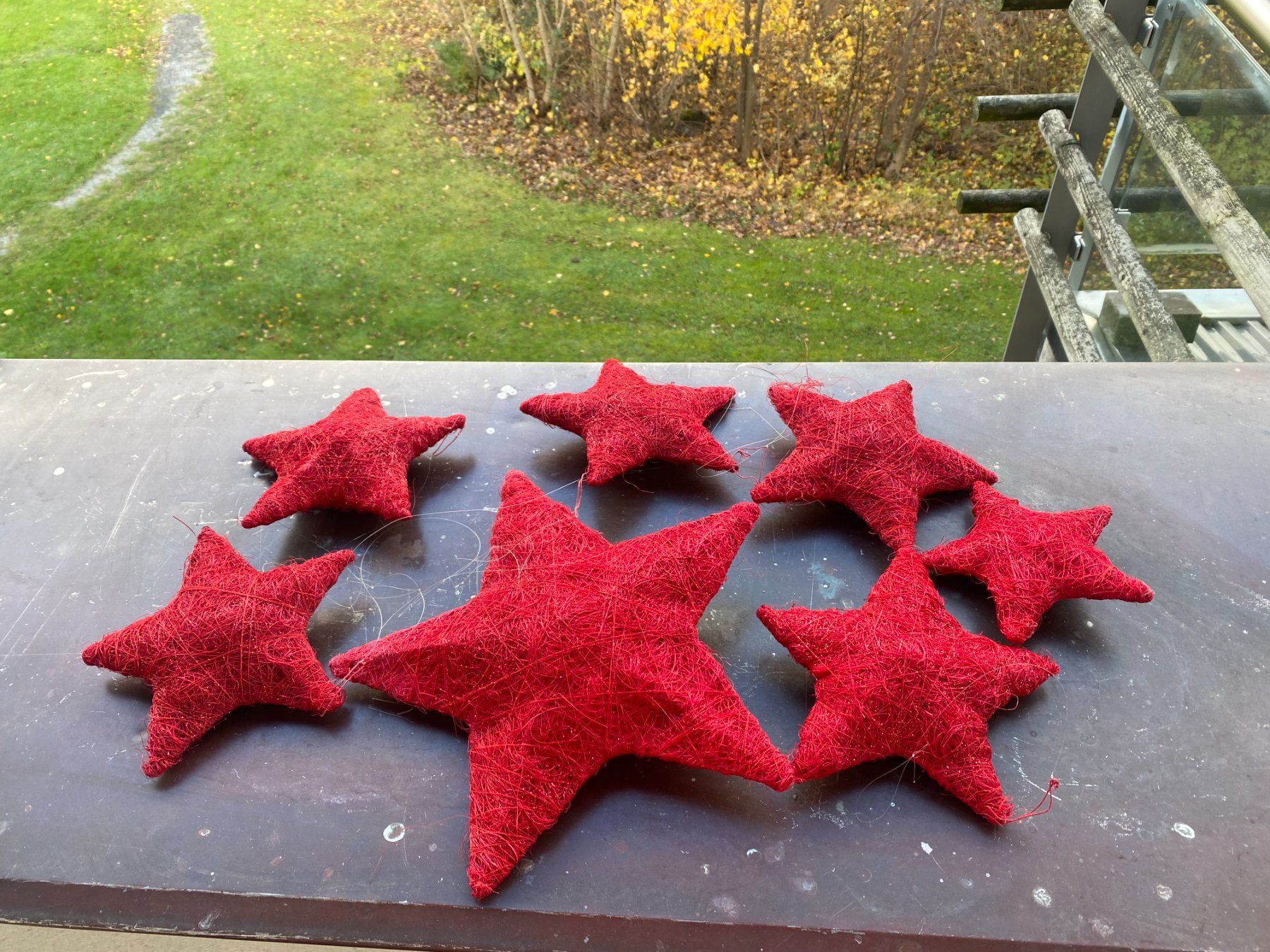 Alle Dekorationen: Weihnachtssterne - 7 Stück – Gebraucht aus Gerolfingen von bac_287t