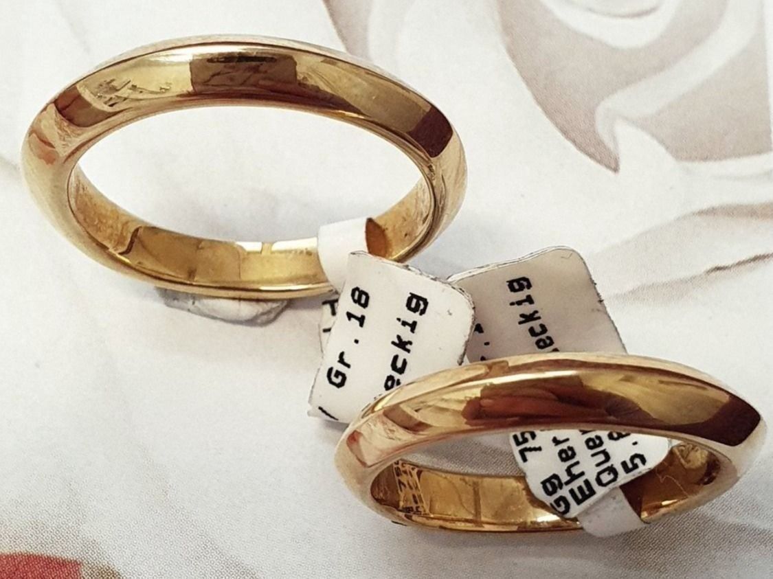 Anelli: Traumhaft schöne Eheringe aus 750 Gold – Nuovo (secondo la descrizione) da Unterägeri venduto da Altgoldschmuck 1