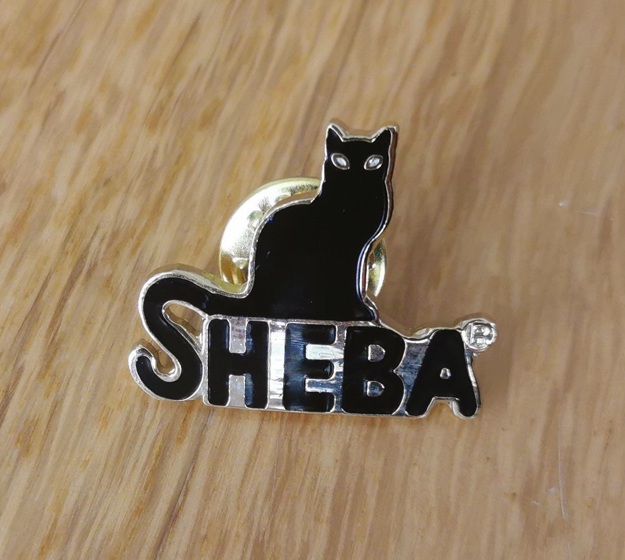 Plaketten & Abzeichen: Pin Sheba Katze – Gebraucht aus Zürich von ms993