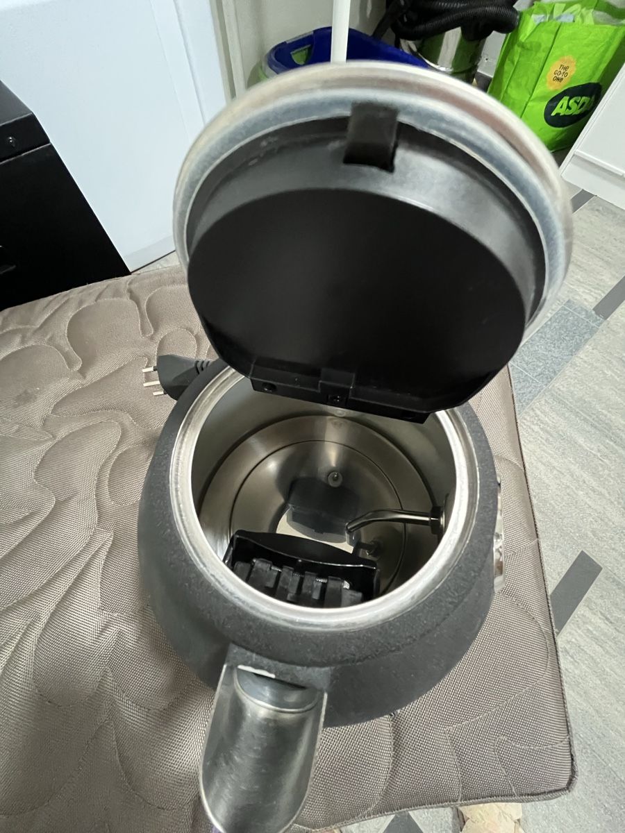 Kitchenaid Bollitori: KitchenAid Artisan Wasserkocher – Usato da Kloten venduto da rollamp 1