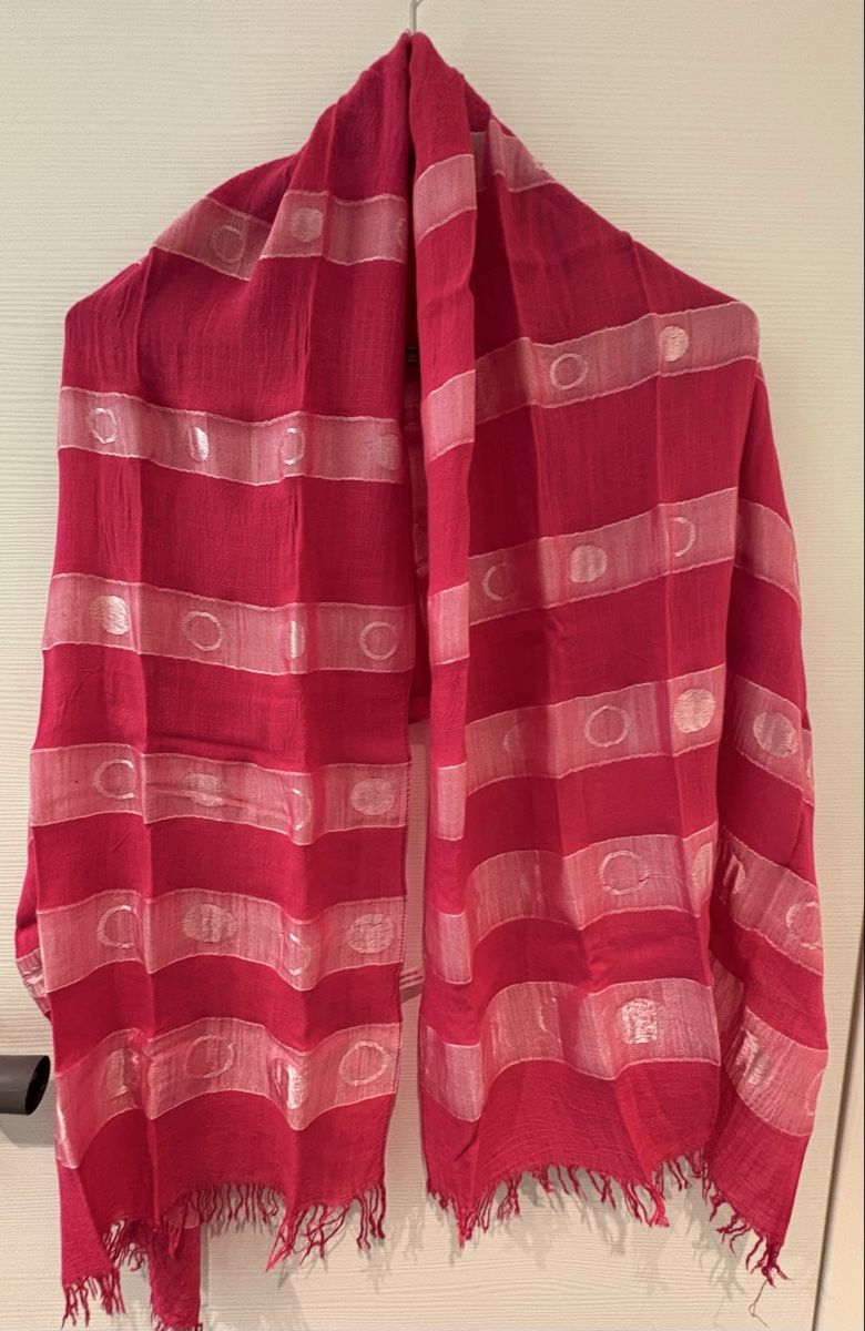 Foulard & Sciarpe: Foulard Schal Viskose/Polyester Fransen – Usato da Bellinzona venduto da LuganoBoutique 3