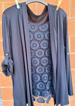 Strickjacke mit Top, dunkelblau Gr.  XL, wie neu!