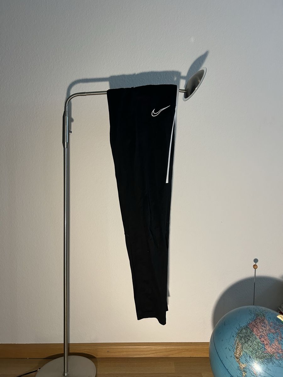 Nike Pantaloni: Nike Trainerhose – Usato da Reinach BL venduto da the_9lwh
