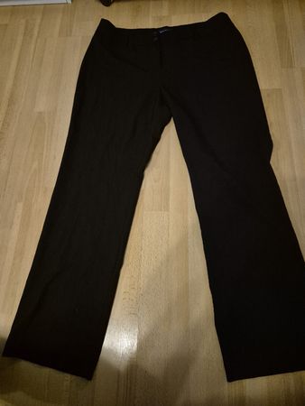 Schwarze Hose Gr. 22 kurz NEU