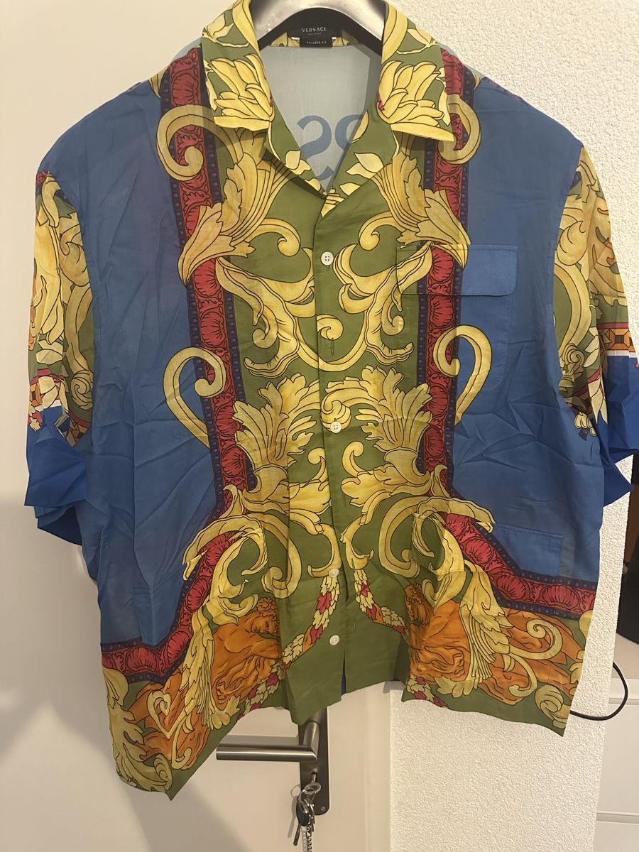 Camicette: Camicia Versace XL  – Nuovo (secondo la descrizione) da Les Avanchets venduto da luc_5qgm 3