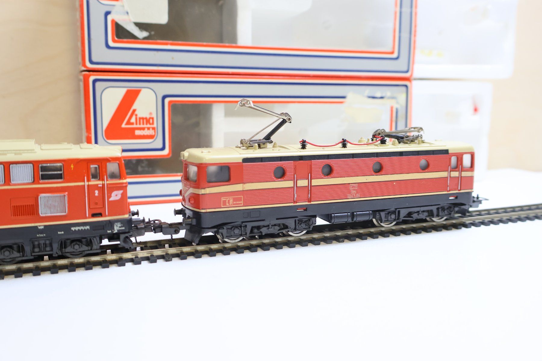 Lima Modellini di ferrovie: Lima Doppelpack ÖBB E-Lok + Diesellok H0 DC – Usato da Winterthur venduto da Monstera 5